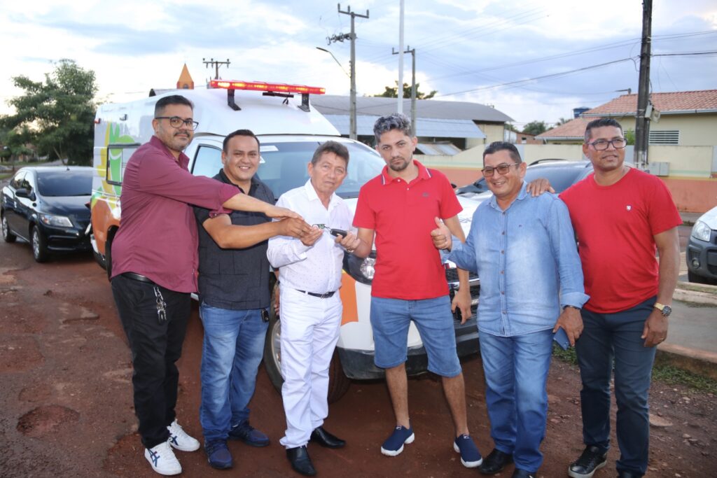 Ambulância S10 de volta à ativa: Prefeitura reentrega veículo restaurado à comunidade do Cigana